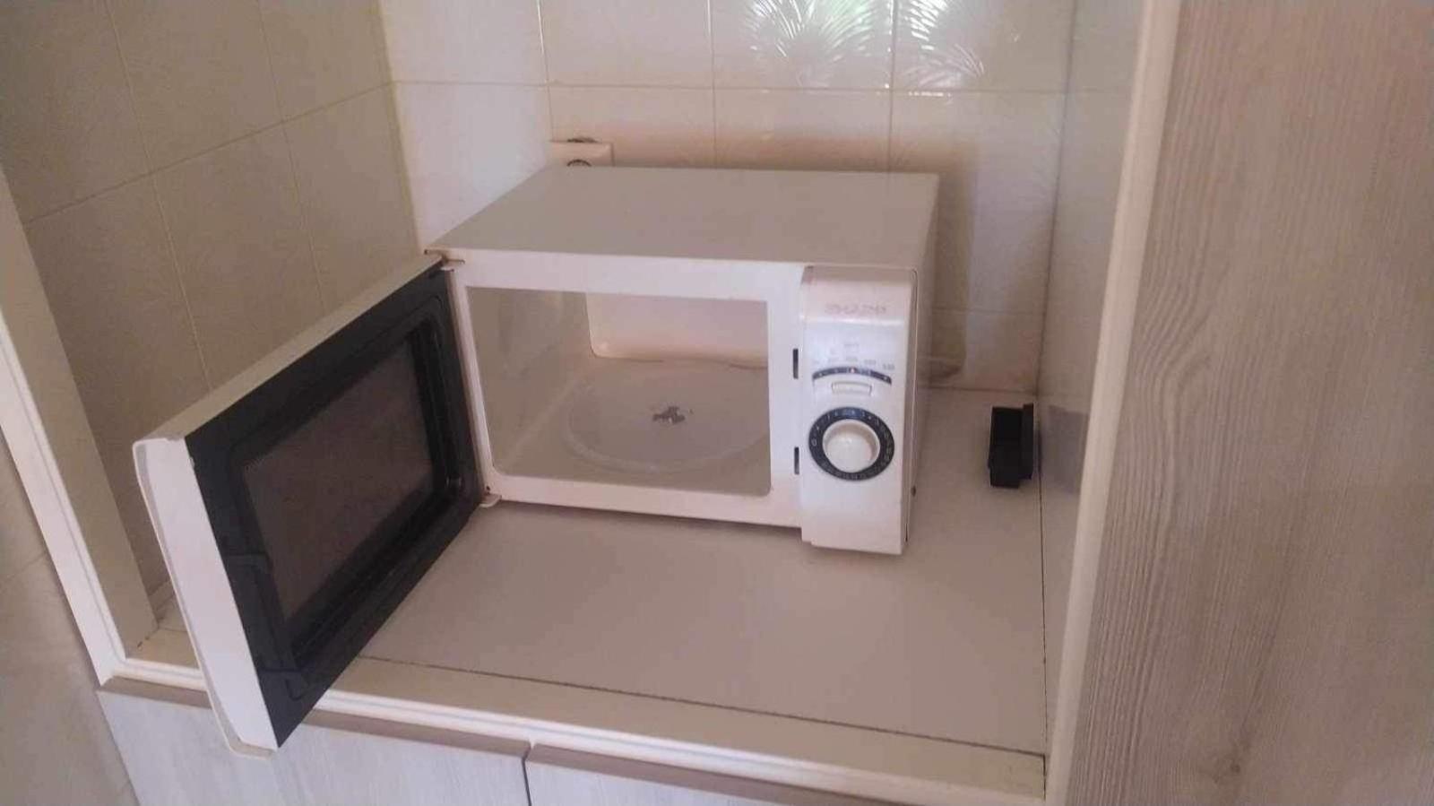 Comfortable Beachfront Apartment Лутраки Екстериор снимка